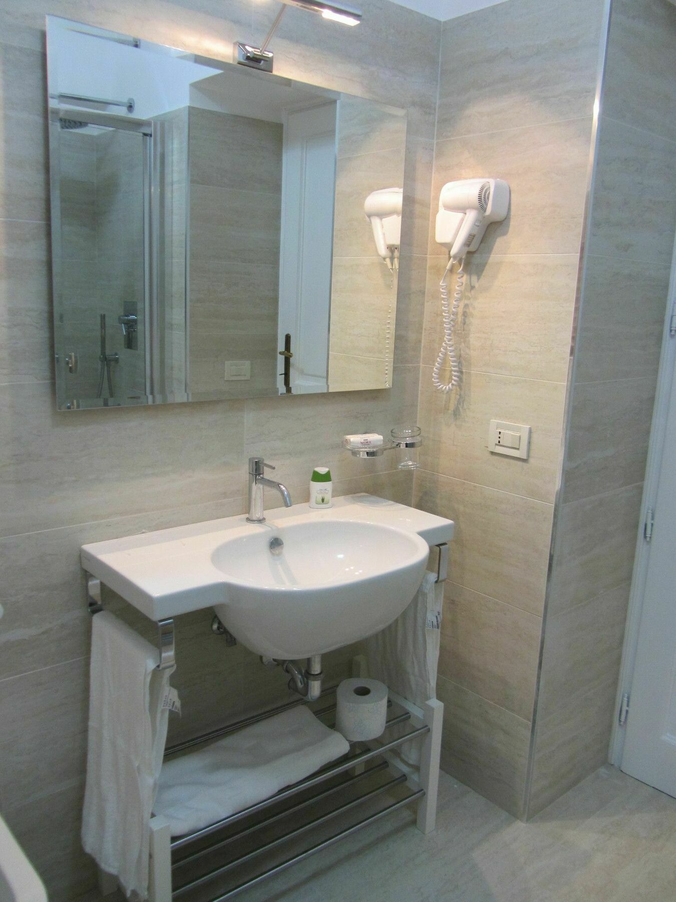 Stay In Roma Ngoại thất bức ảnh